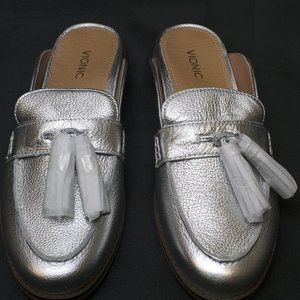 Vionic 371 Reagan Silver Mules Size 9 - Brand New